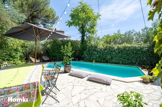 Maison 5 pièces 107 m² · à Villeneuve-lès-Avignon · 107 m² · 465 000 €