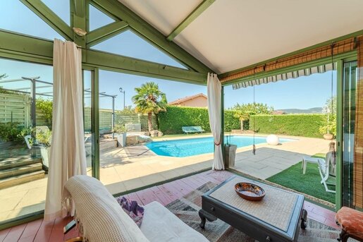 Maison 7 pièces 190 m² · à Pommiers · 190 m² · 732 900 €