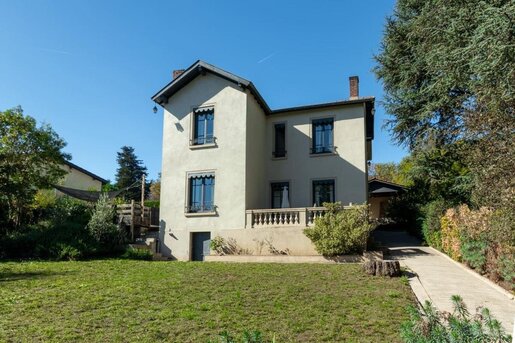 Maison 5 pièces 147 m² · à Irigny · 147 m² · 850 000 €