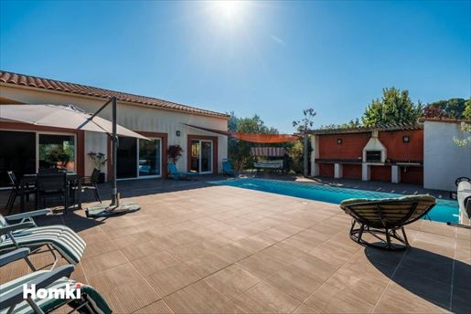 Maison 8 pièces 227 m² · à Gigean · 227 m² · 660 000 €