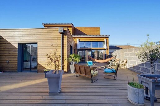 Appartement 6 pièces 167 m² · à Saint-Loubès · 167 m² · 400 000 €