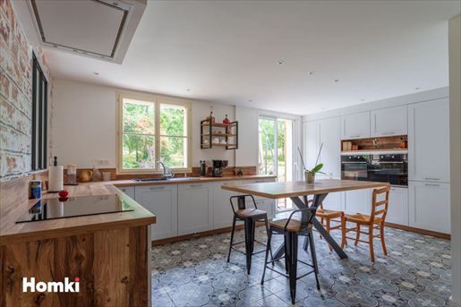 Maison 6 pièces 158 m² · à Nantes · 158 m² · 470 000 €