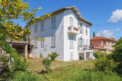 Maison 14 pièces 300 m² · à Cagnes-sur-Mer · 300 m² · 750 000 €