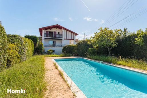 Maison 6 pièces 174 m² · à Anglet · 174 m² · 940 000 €