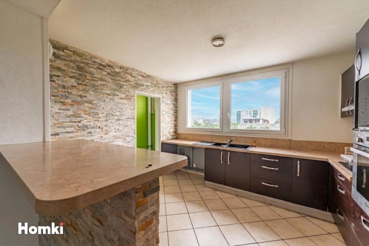 Appartement à vendre, 100m², Pierre-Bénite