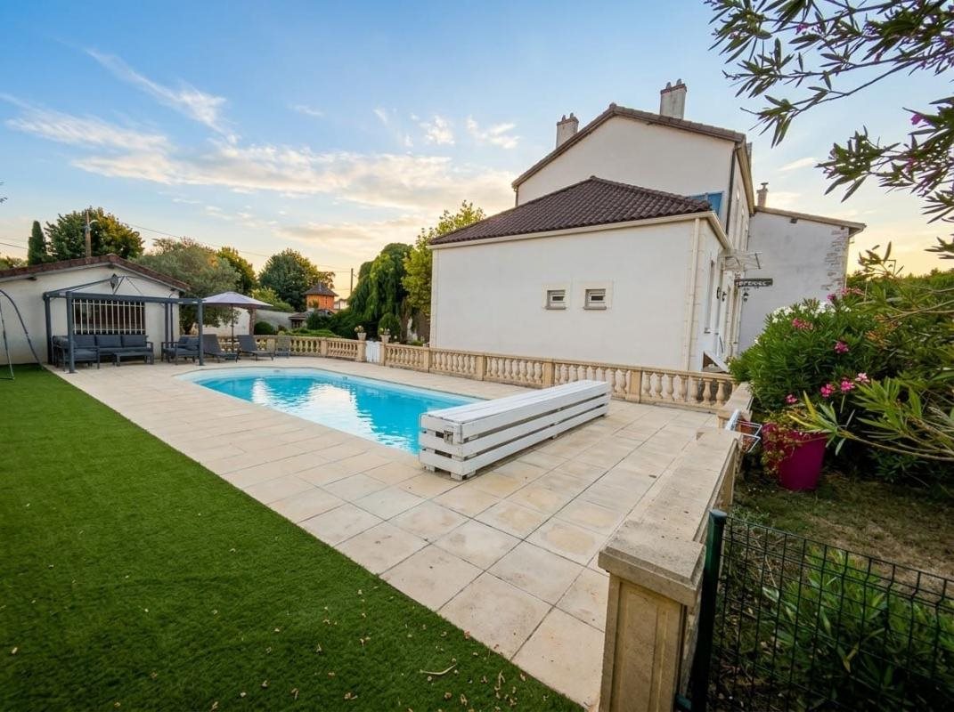 Maison à vendre, 235m², Miribel