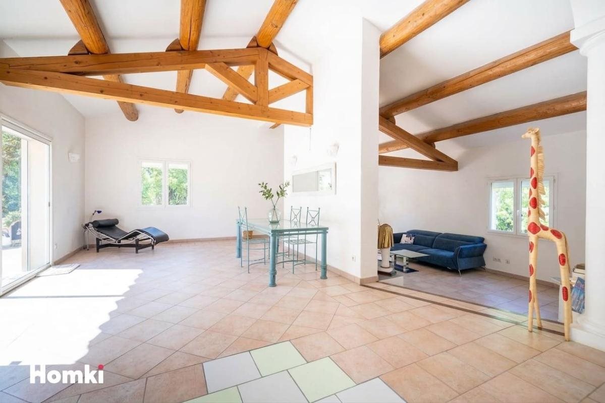 Maison à vendre, 290m², Saint-Estève-Janson