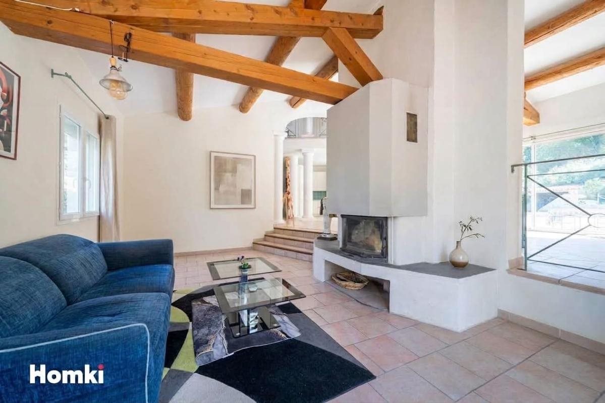 Maison à vendre, 290m², Saint-Estève-Janson