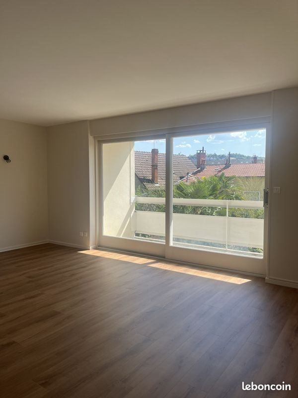 Appartement à louer, 74m², Brive-la-Gaillarde