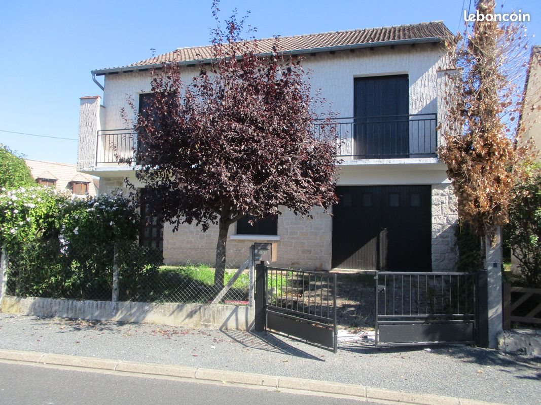 Maison à louer, 107m², Saint-Pantaléon-de-Larche