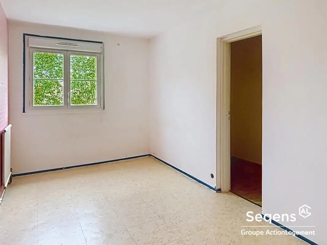 Appartement à vendre, 74m², Éragny