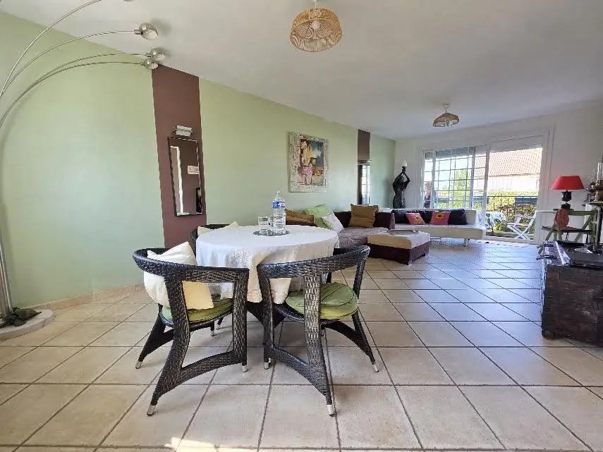 Maison à vendre, 135m², Lyons-la-Forêt