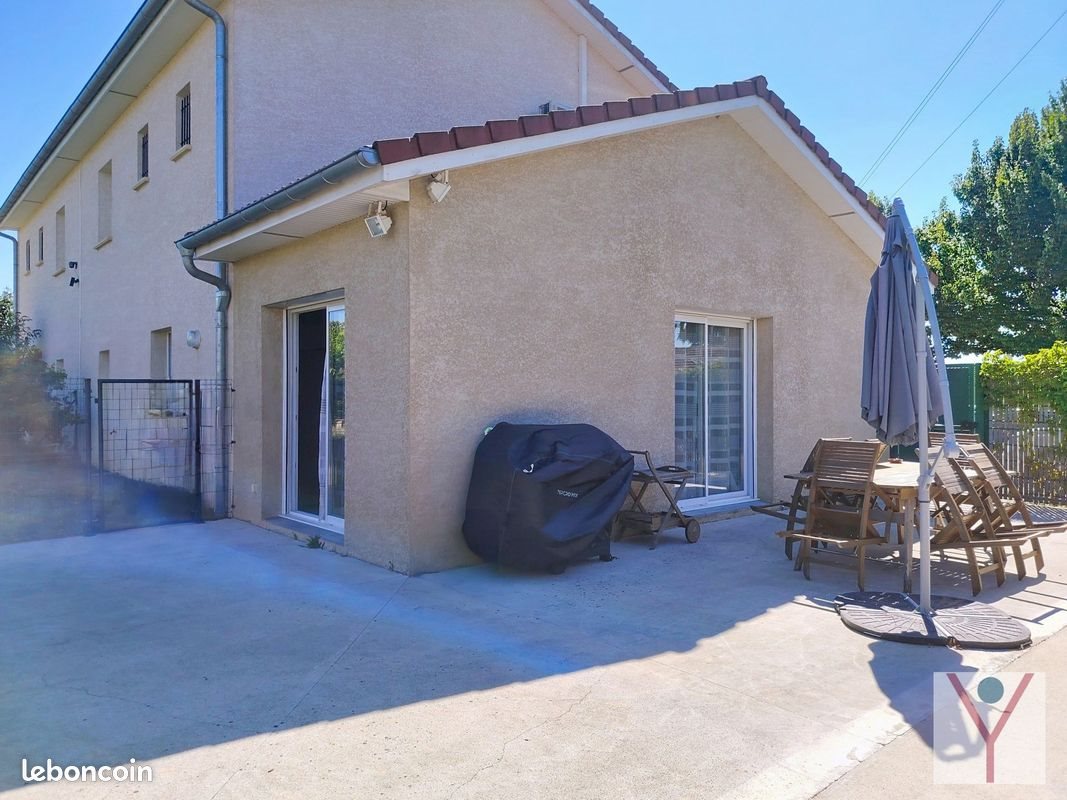 Maison à vendre, 103m², Neuville-les-Dames
