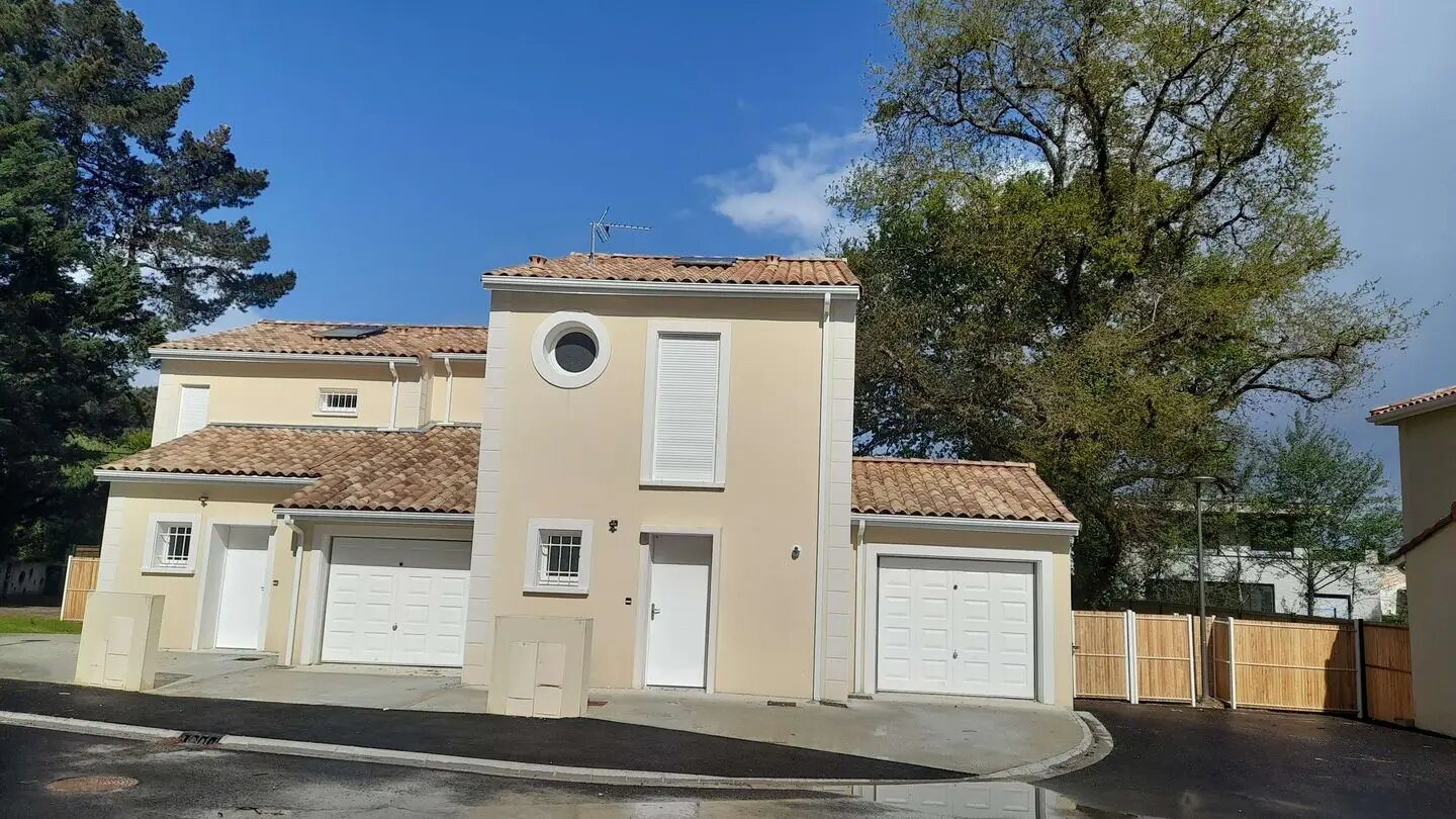Maison à louer, 90m², Saint-Médard-d'Eyrans