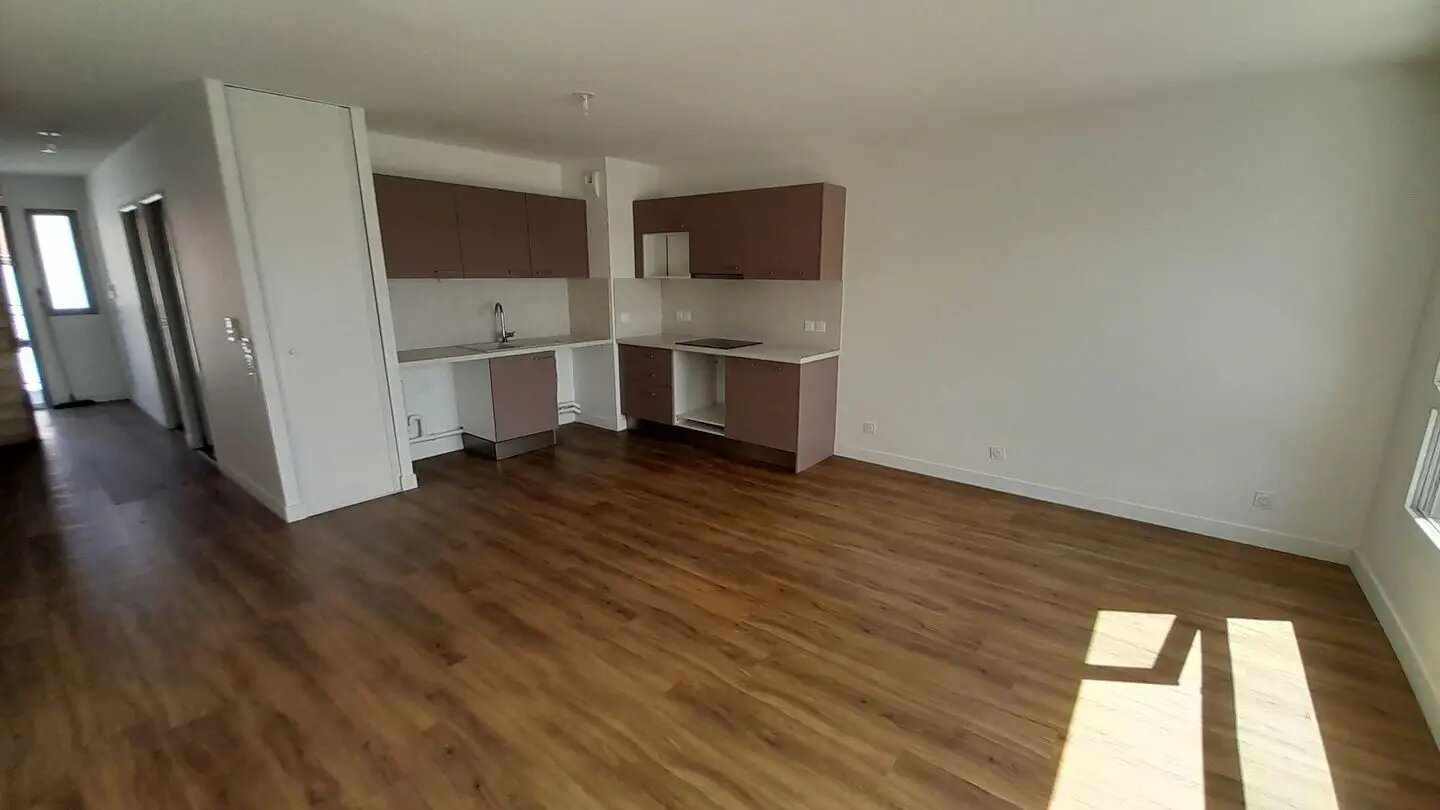 Appartement à louer, 98m², Floirac