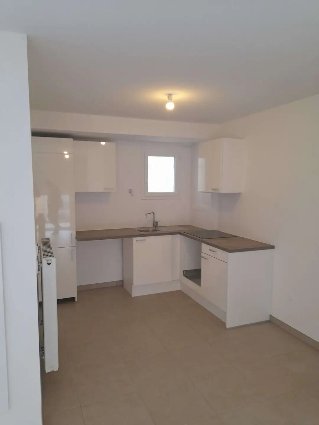 Maison à louer, 68m², Carignan-de-Bordeaux