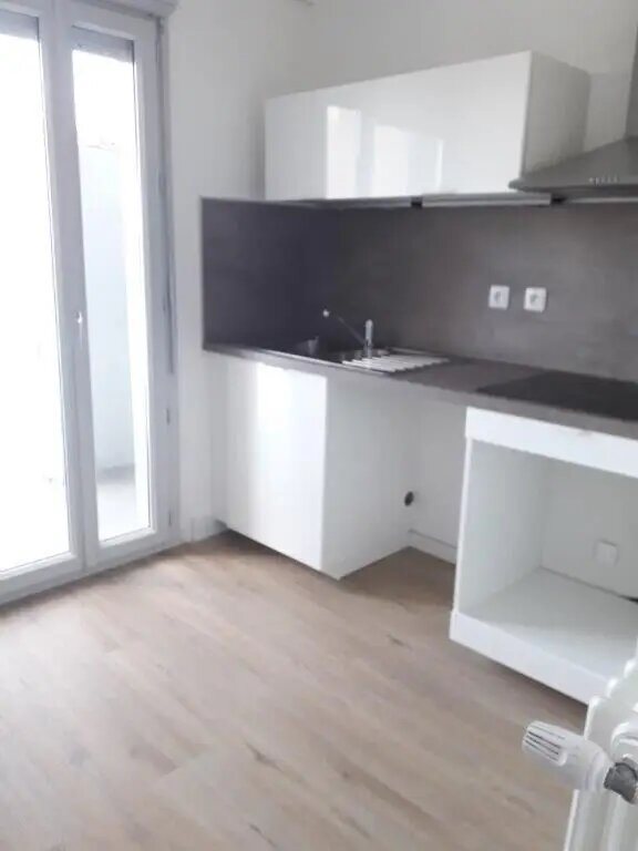 Appartement à louer, 47m², Sète