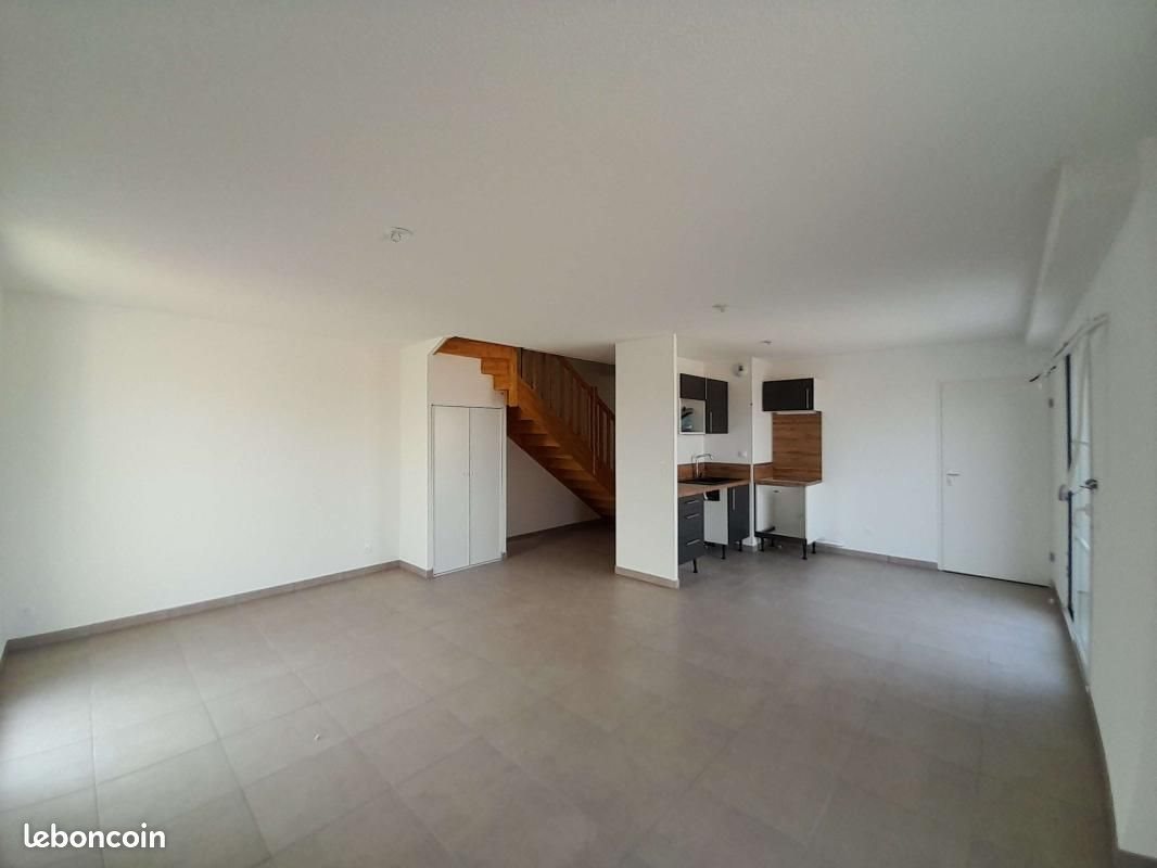 Appartement à louer, 78m², Frouzins