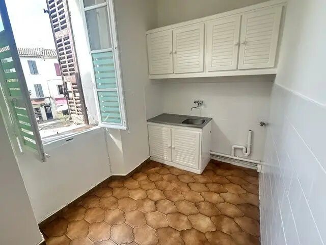 Appartement à louer, 23m², Gémenos