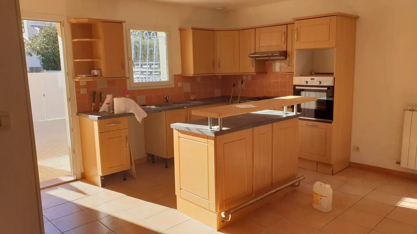 Maison à louer, 83m², Aubagne