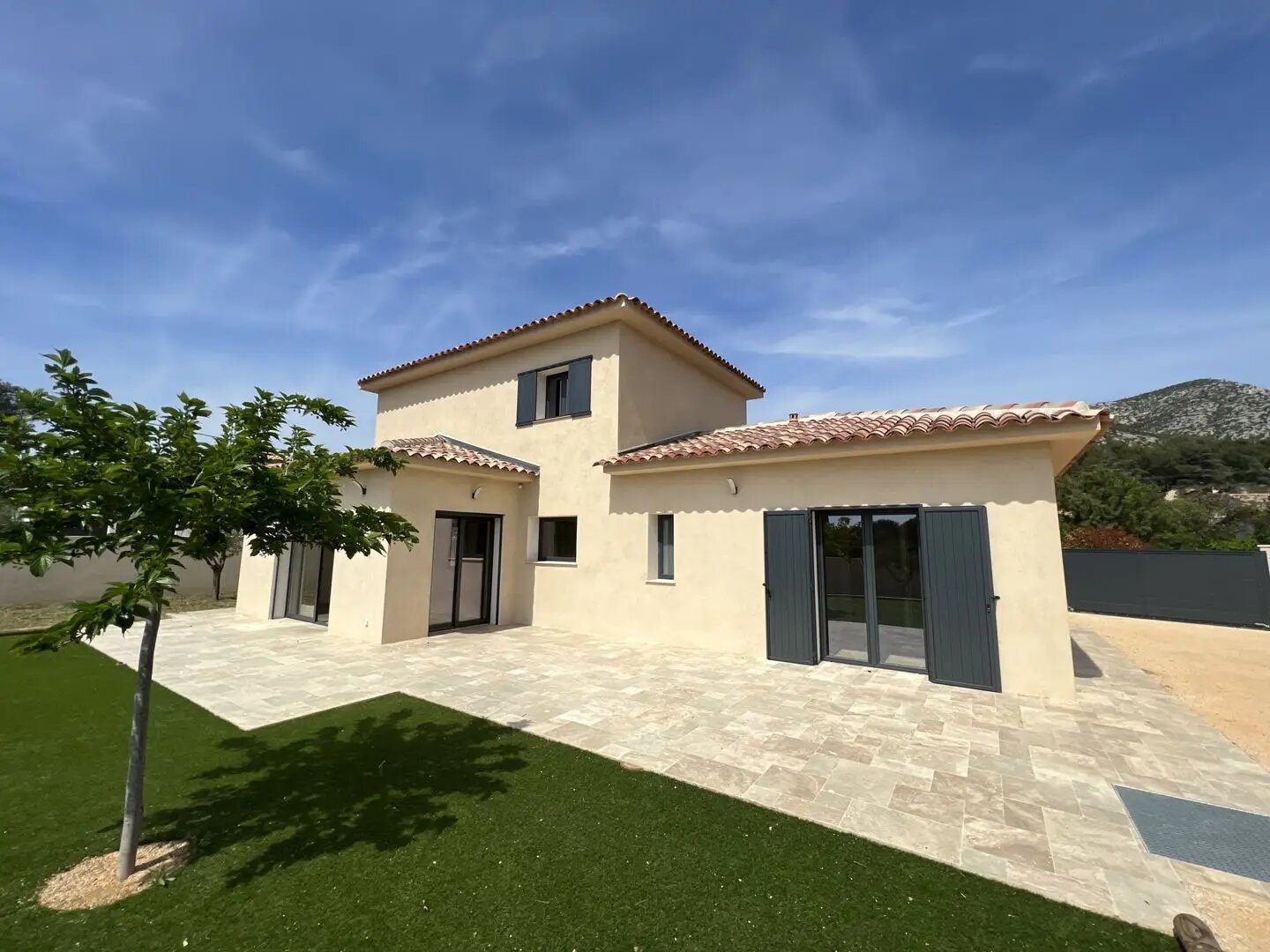 Maison à louer, 116m², Gémenos