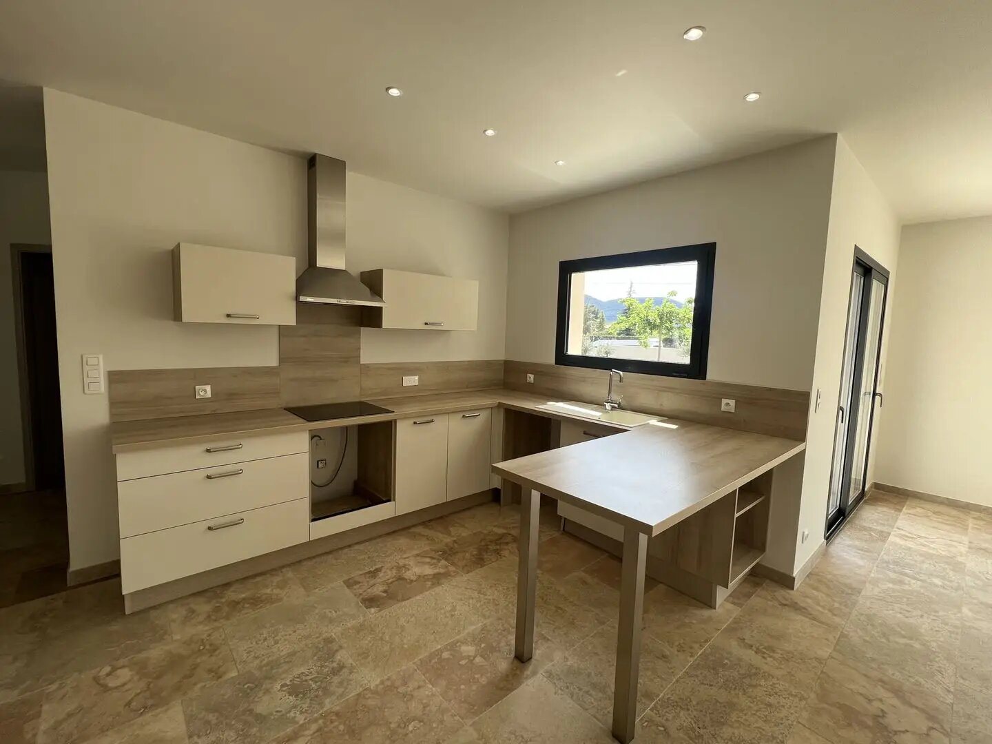 Maison à louer, 116m², Gémenos