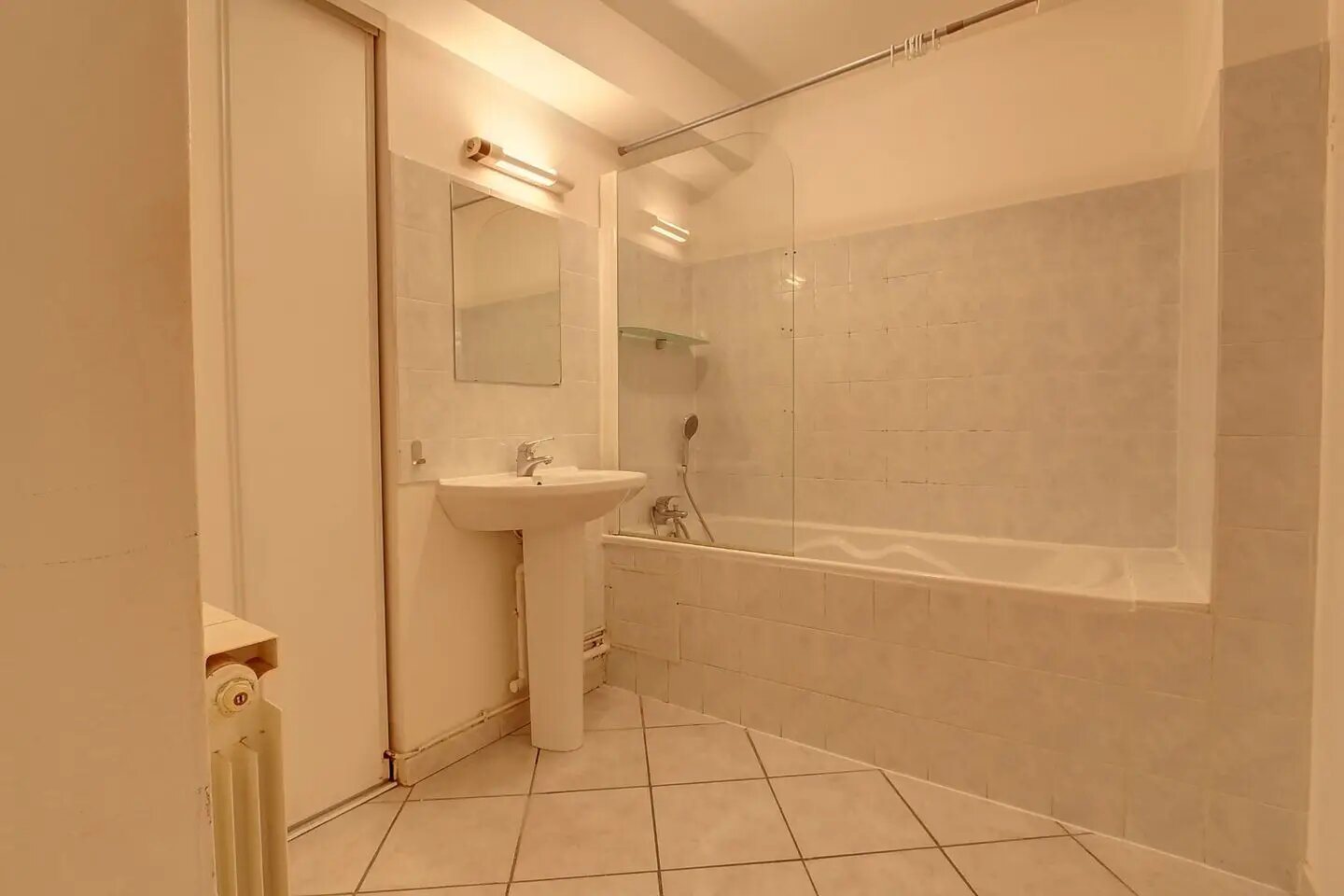 Appartement à louer, 80m², La Buisse