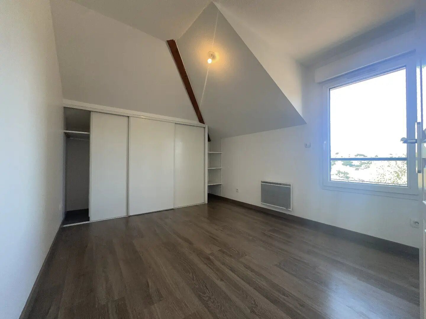 Appartement à louer, 55m², Saint-Étienne-de-Saint-Geoirs