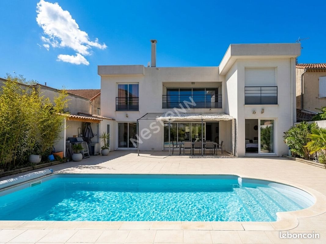 Maison à louer, 198m², Châteauneuf-les-Martigues