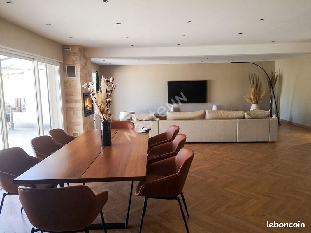 Maison à louer, 198m², Châteauneuf-les-Martigues