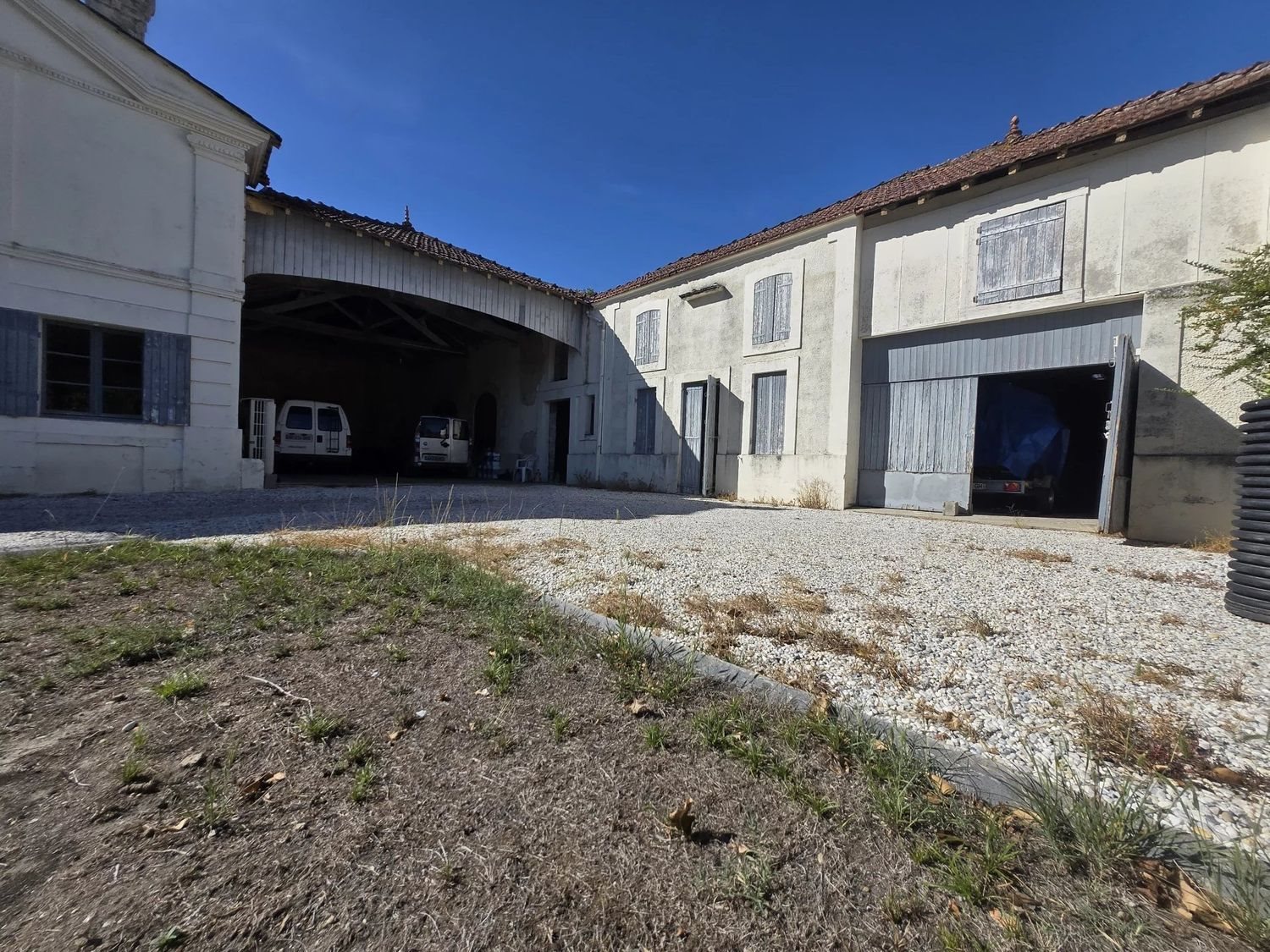 Maison à vendre, 320m², Saint-Christoly-de-Blaye