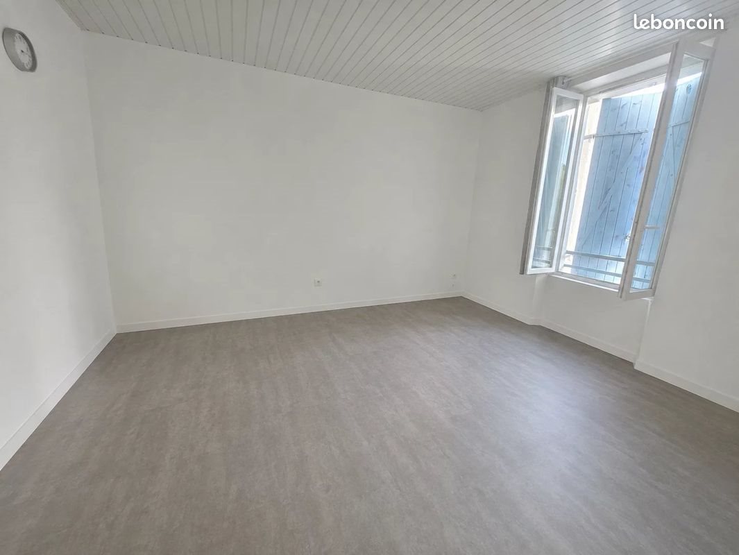 Appartement à louer, 62m², Montendre