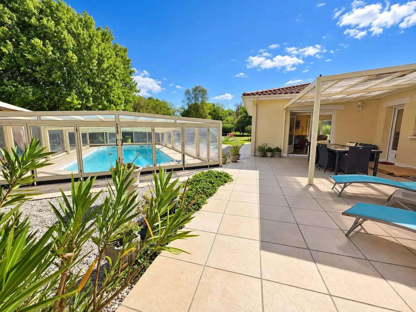 Maison à vendre, 163m², Étauliers