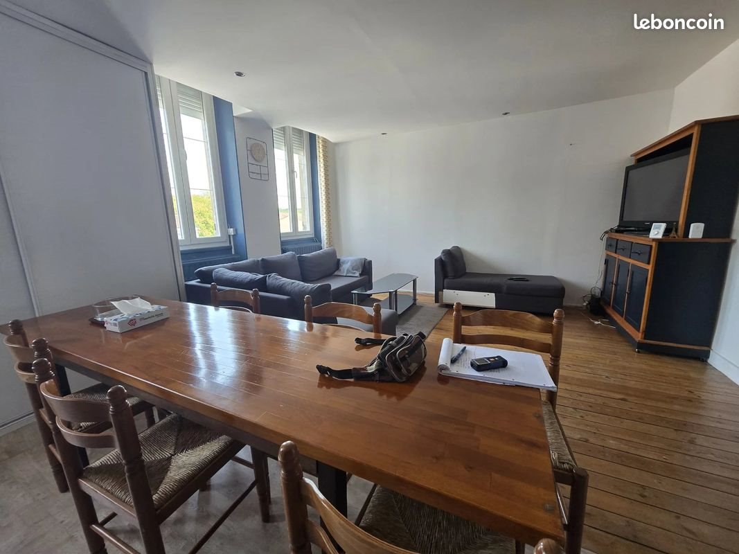 Appartement à louer, 102m², Etauliers