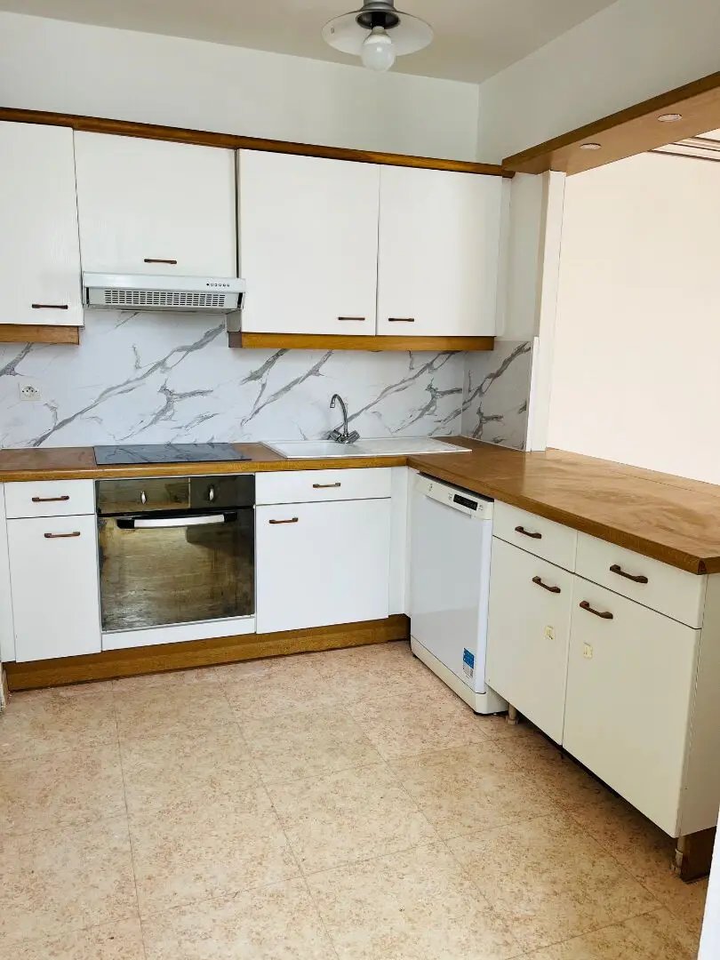 Appartement à louer, 98m², Saint-Quentin