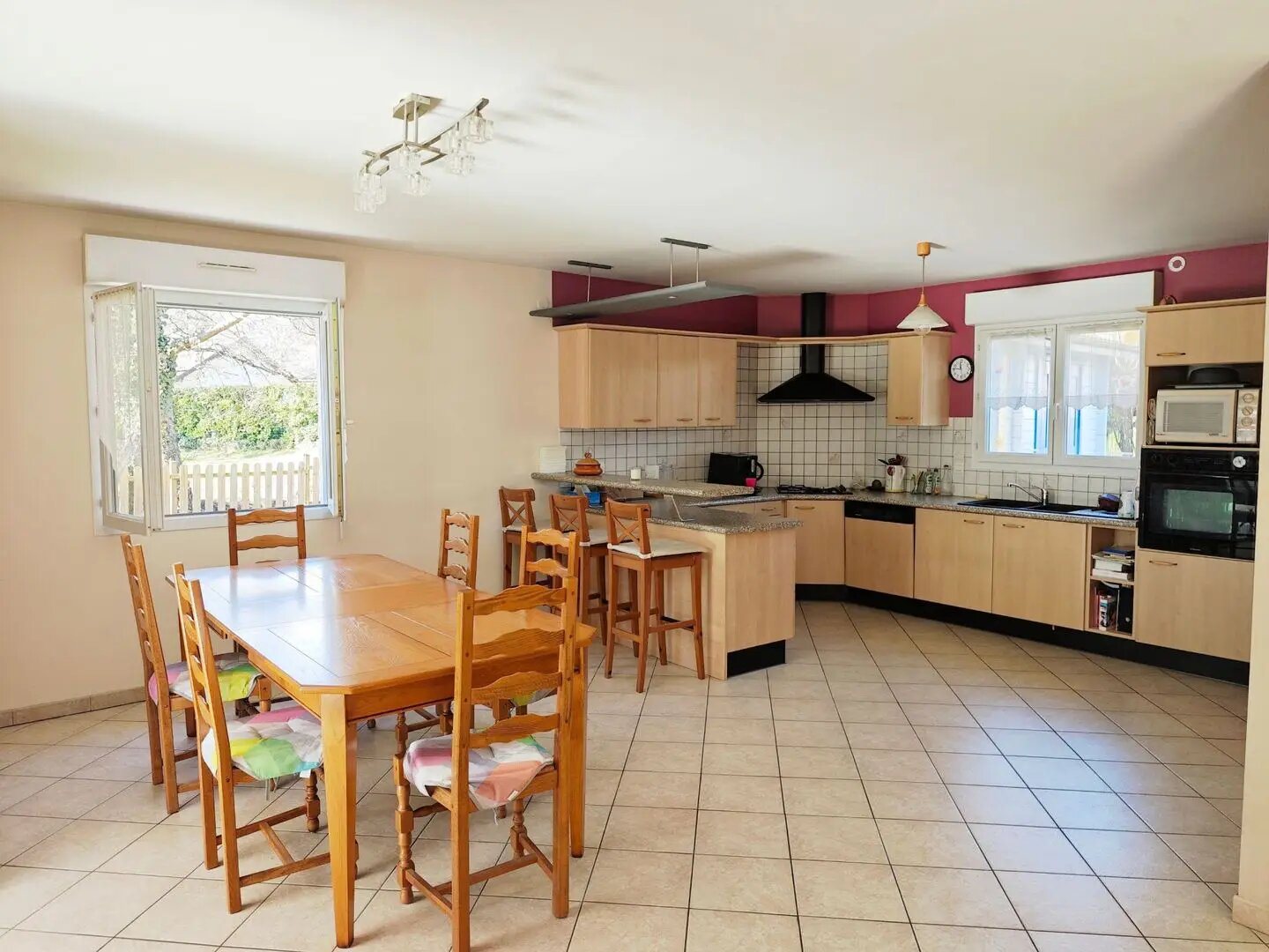 Maison à vendre, 124m², Gex