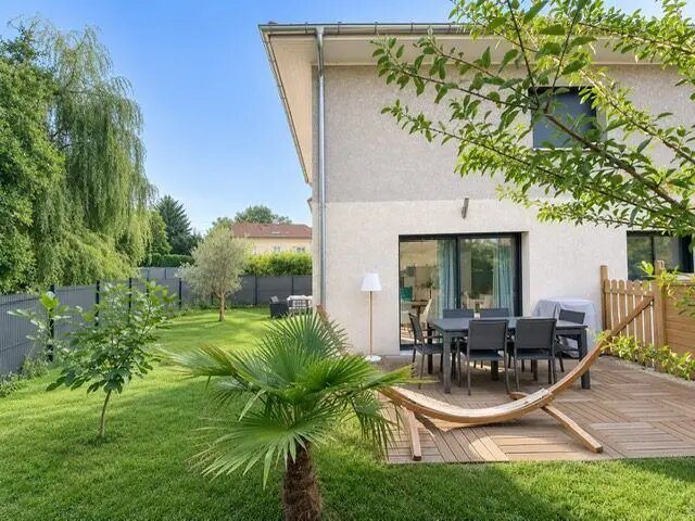 Maison à vendre, 125m², Ornex