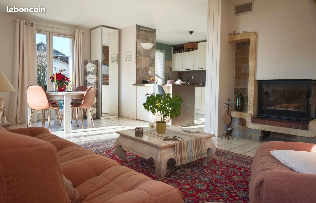 Maison à vendre, 110m², Cessy