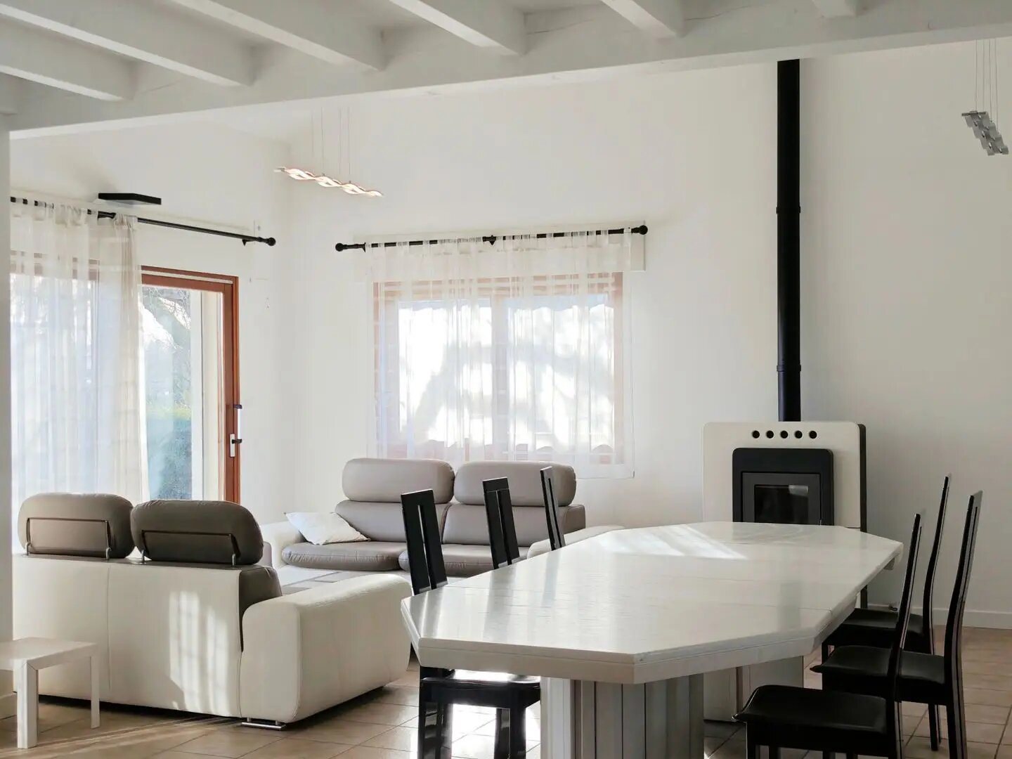 Maison à vendre, 139m², Saint-Genis-Pouilly