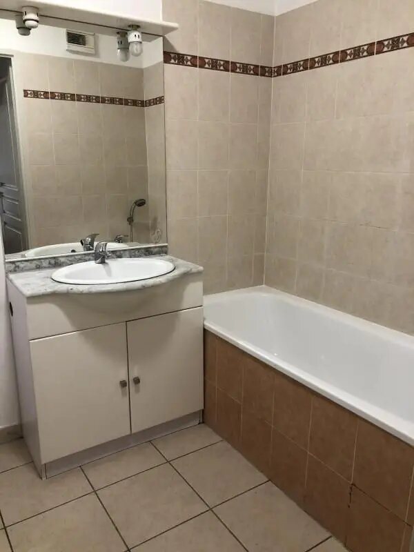 Appartement à louer, 54m², Béziers