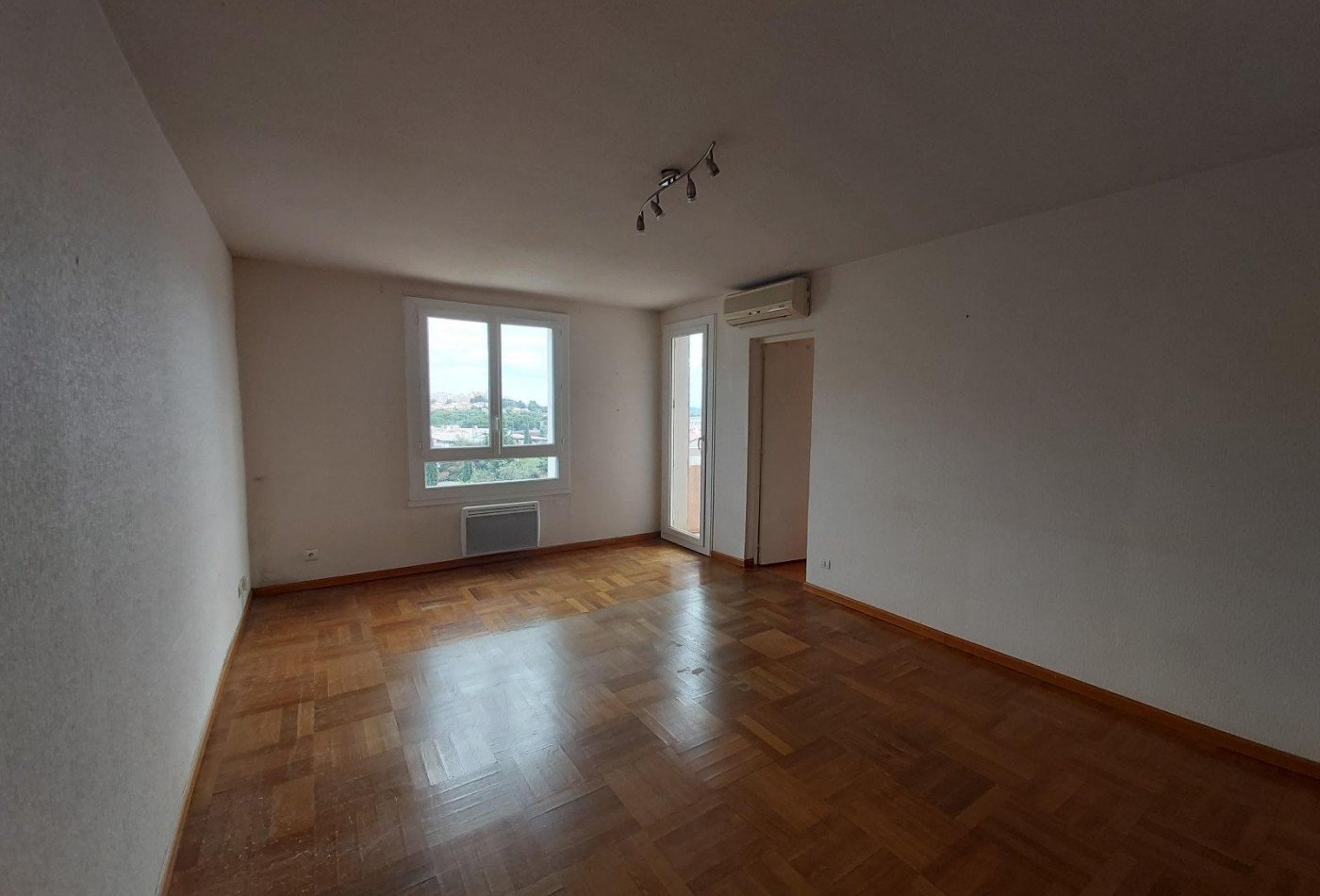 Appartement à louer, 51m², Béziers