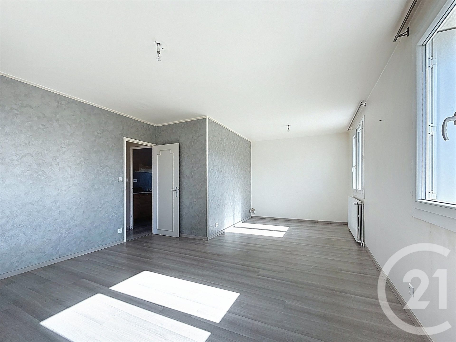 Maison à vendre, 70m², Saint-Pourçain-sur-Sioule