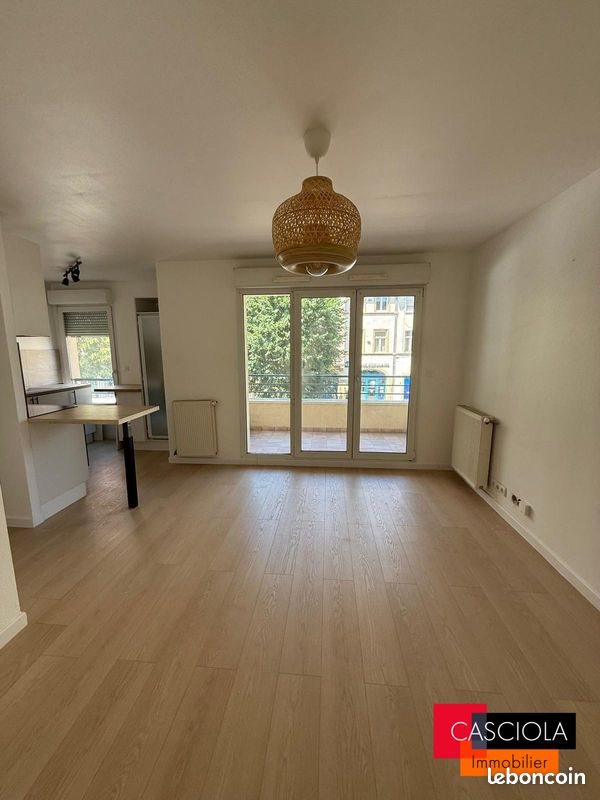 Appartement à louer, 43m², Metz
