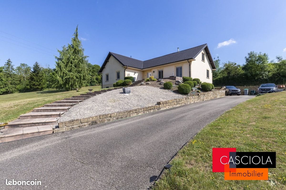 Maison à vendre, 216m², Courcelles-Chaussy