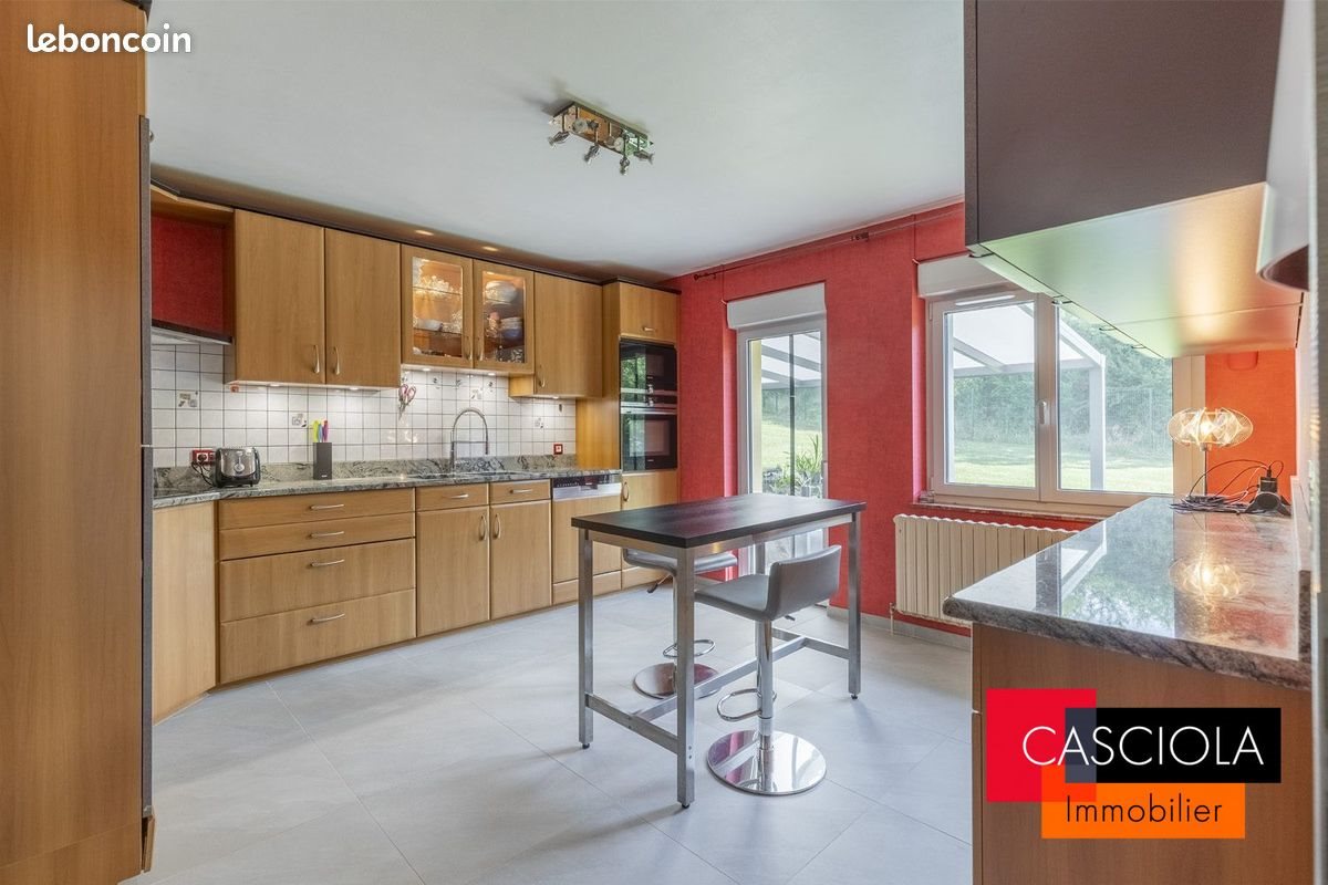 Maison à vendre, 216m², Courcelles-Chaussy