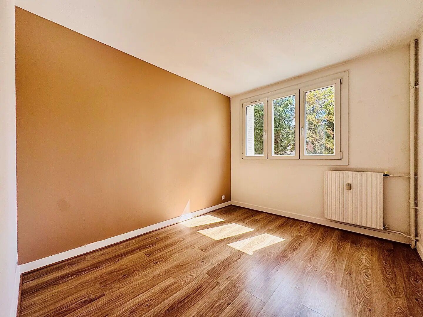 Appartement à louer, 74m², Senlis