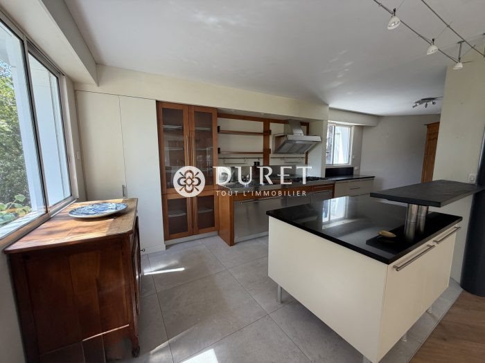 Maison à vendre, 232m², La Bruffière