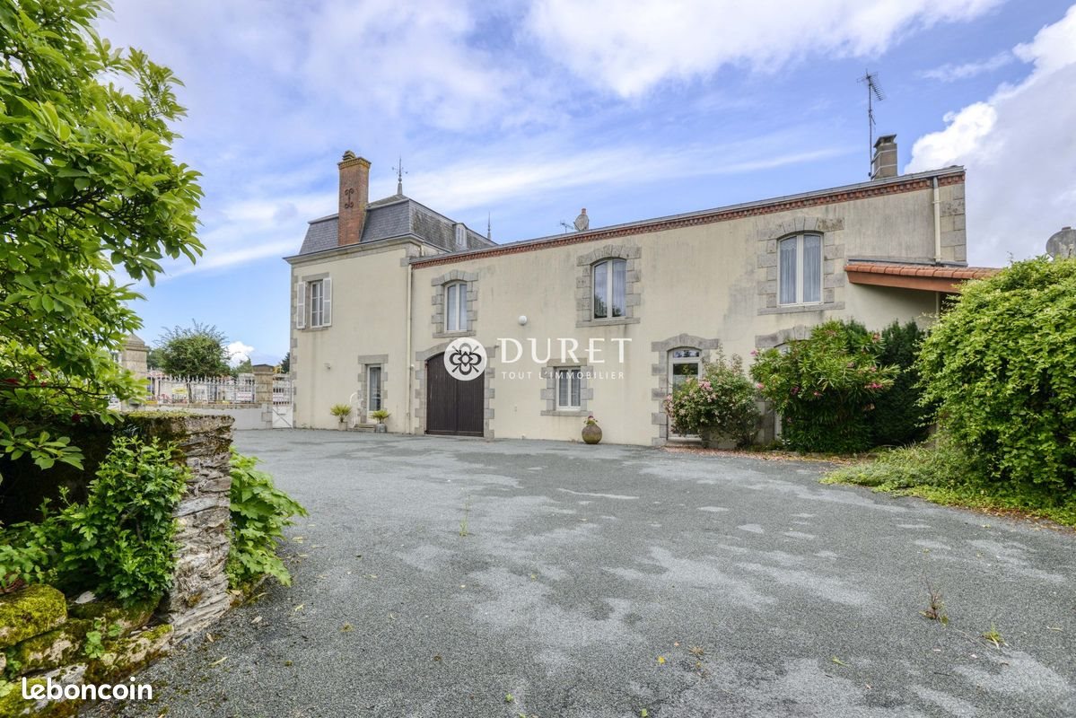 Maison à vendre, 258m², Saint-Fulgent