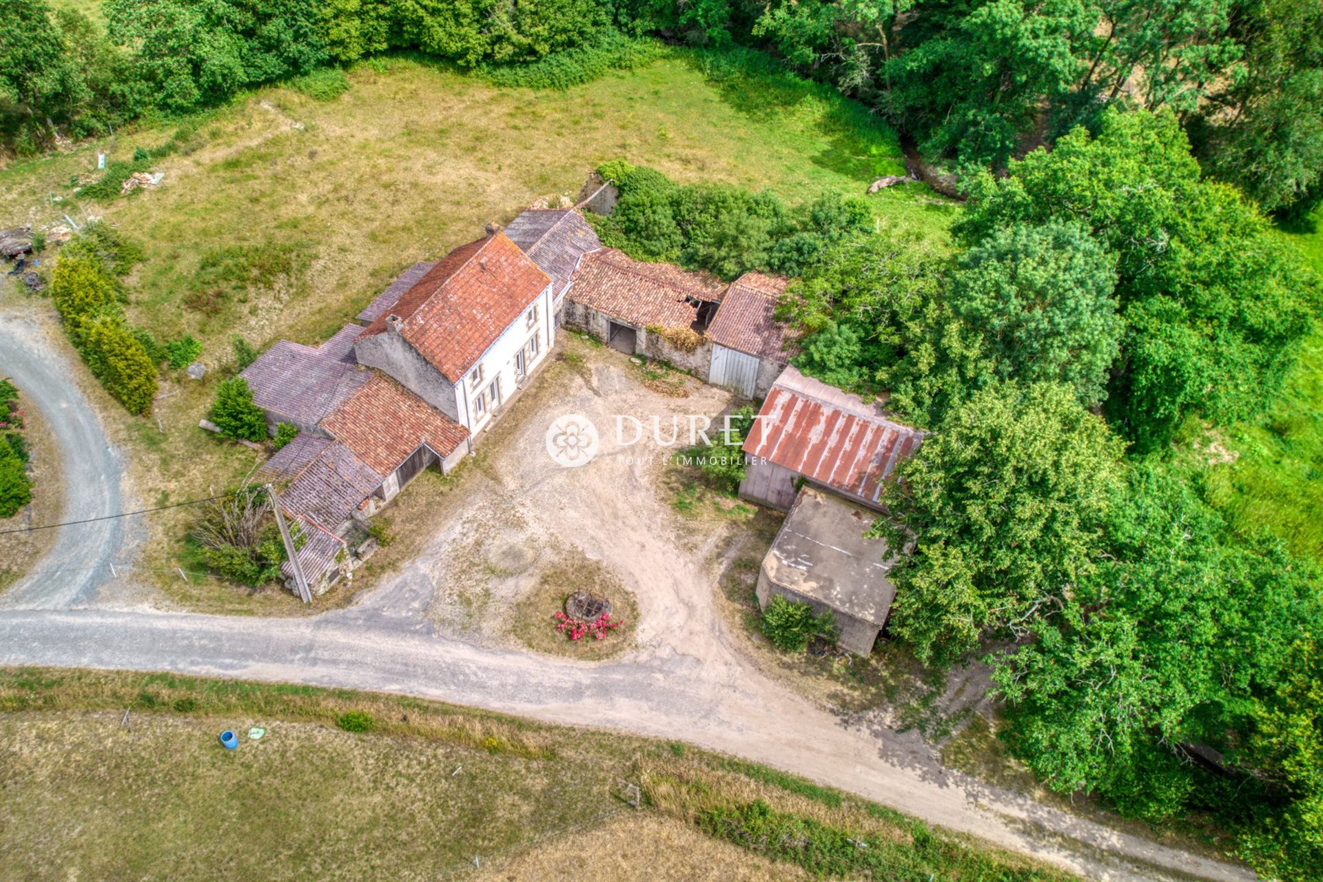 Maison à vendre, 550m², Maisdon-sur-Sèvre