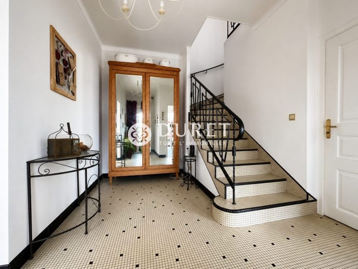 Maison à vendre, 240m², La Bruffière